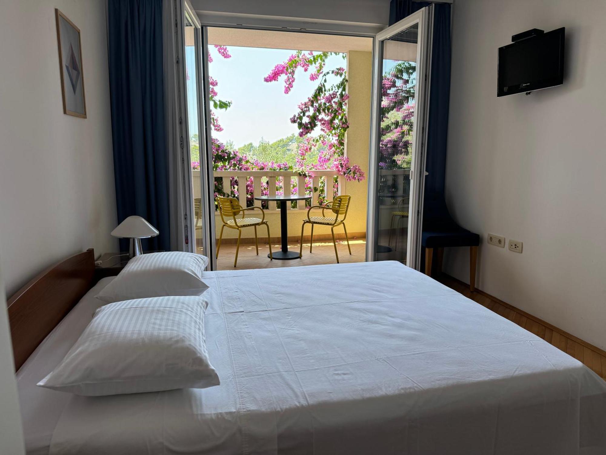 Apartments Villa Cizmic Baška Voda Екстериор снимка