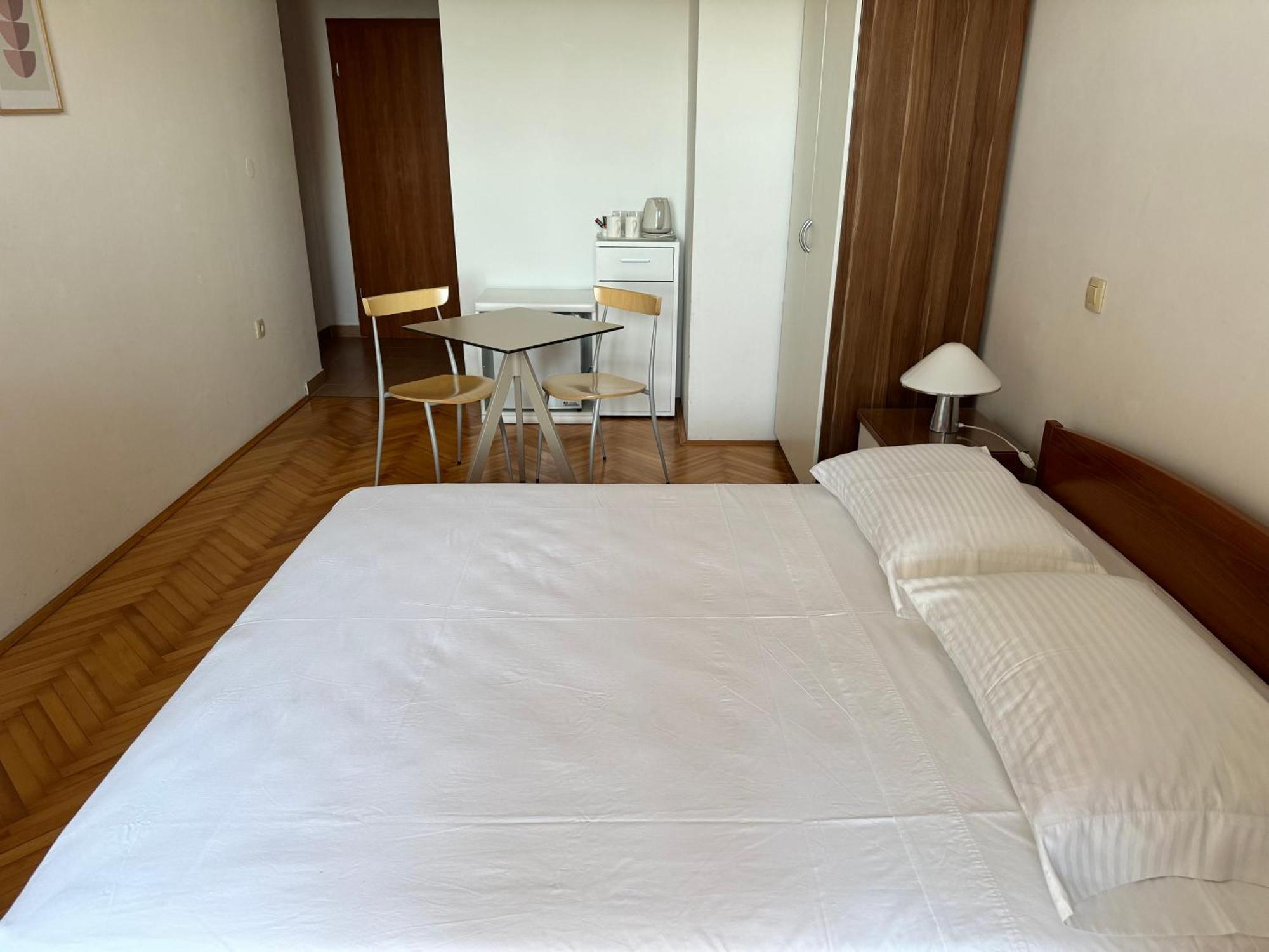 Apartments Villa Cizmic Baška Voda Екстериор снимка