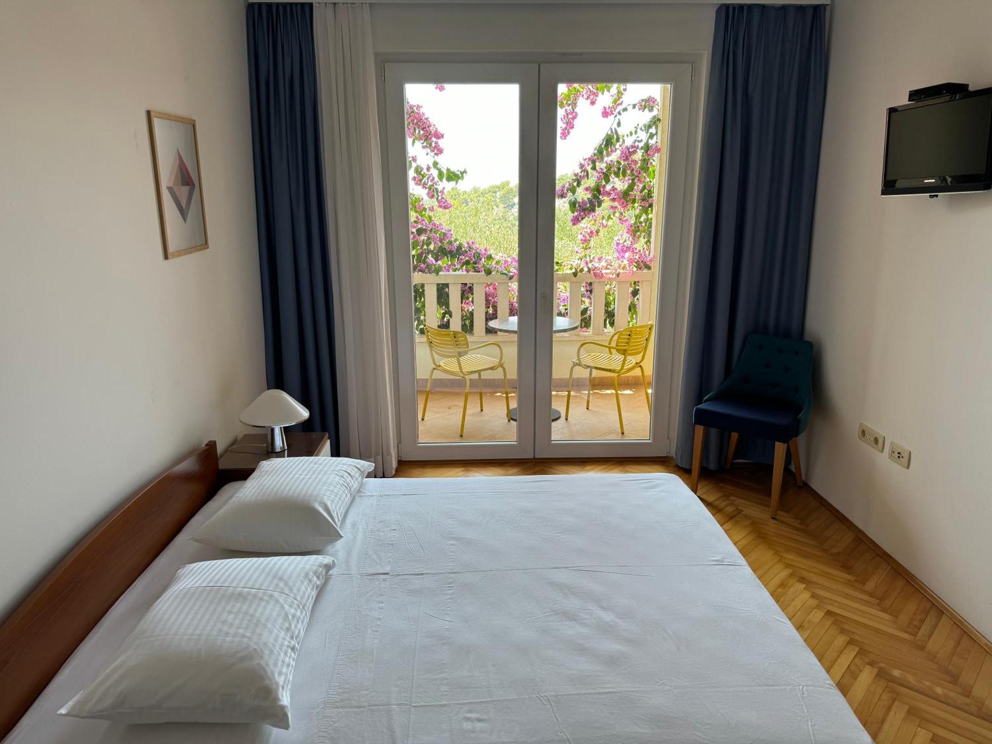 Apartments Villa Cizmic Baška Voda Екстериор снимка